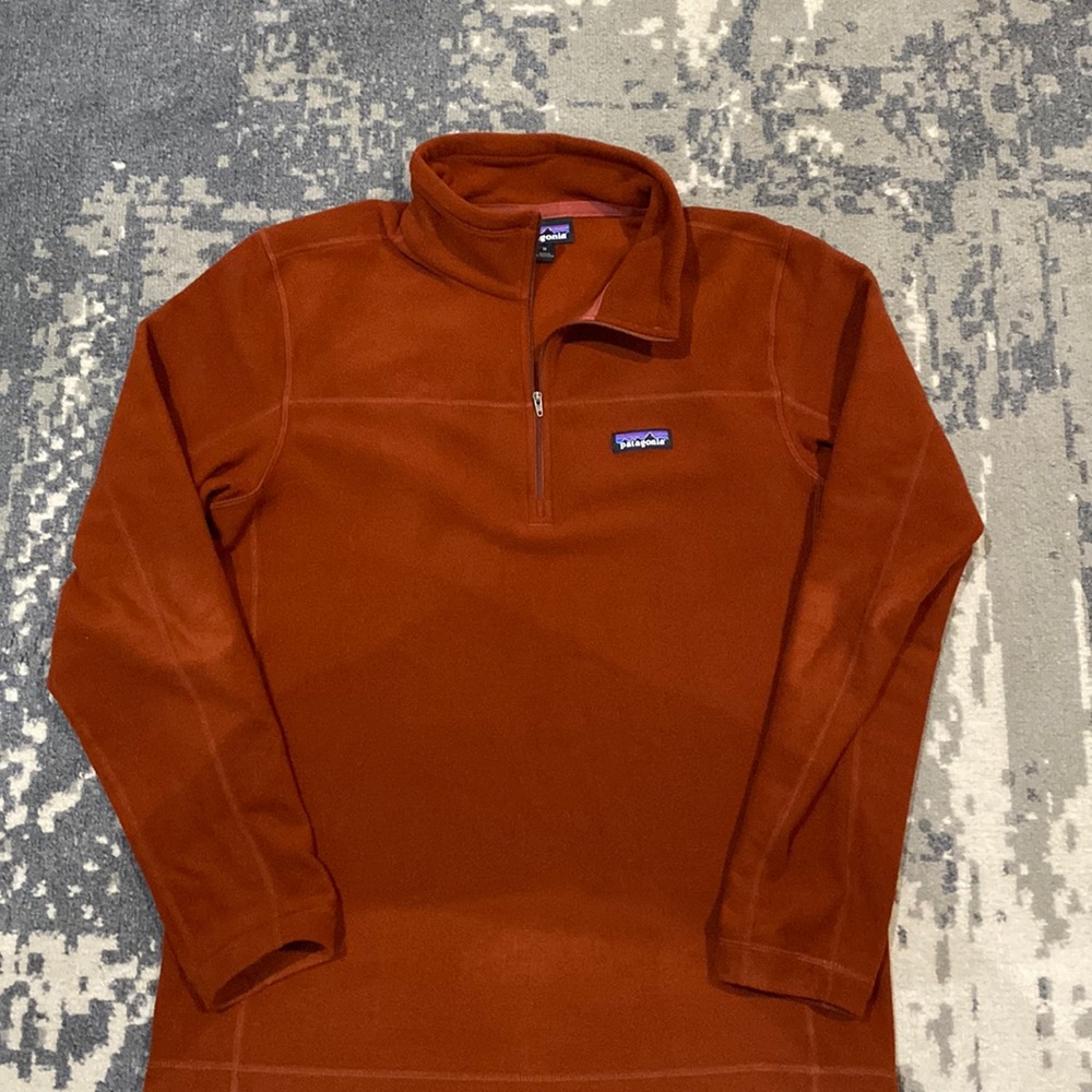 Patagonia 1/4 zip pull-over